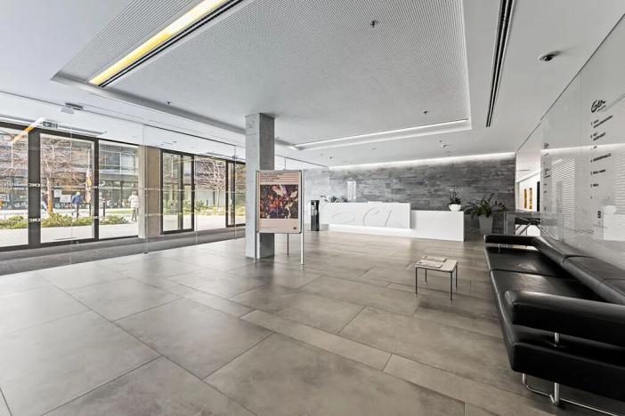 Pronájem kanceláře, Praha - Holešovice, U garáží, 436 m2