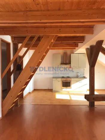 Pronájem bytu 2+kk, Hluboká nad Vltavou, Masarykova, 72 m2