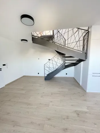 Pronájem bytu 4+kk, Praha - Nusle, Bartoškova, 128 m2