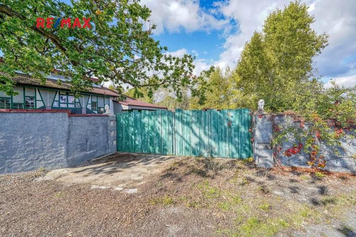 Prodej apartmánu, Všeruby, 952 m2