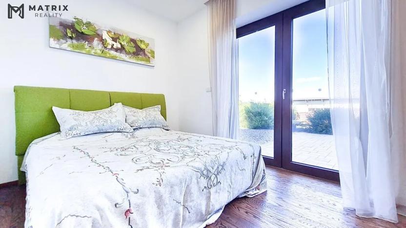 Pronájem rodinného domu, Králův Dvůr, Na Lucberku, 270 m2