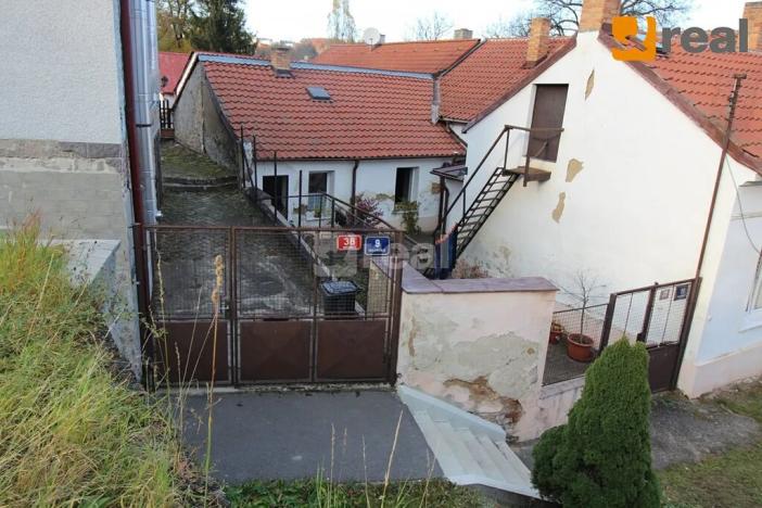 Prodej rodinného domu, Praha - Hrdlořezy, Hrdlořezská, 210 m2