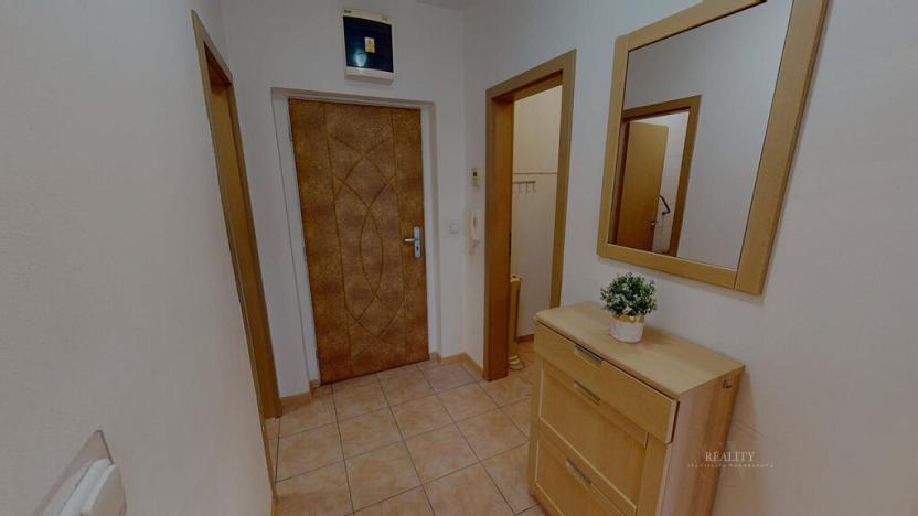 Pronájem bytu 2+kk, Bradlec, K Oboře, 53 m2