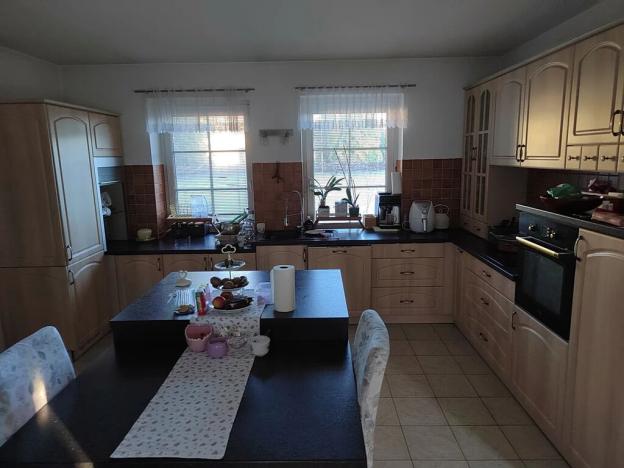 Dražba rodinného domu, Sezemice, 169 m2