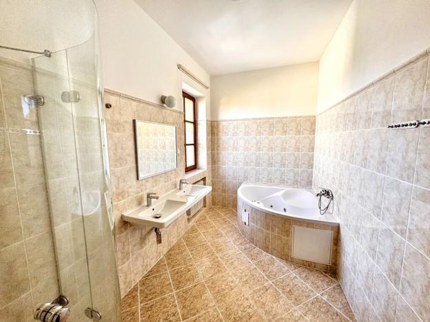 Pronájem vily, Praha - Břevnov, 316 m2