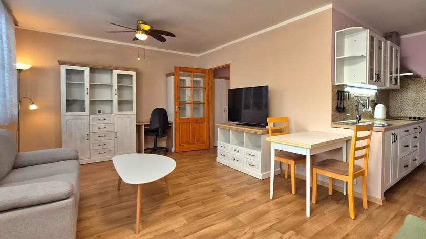 Pronájem bytu 1+kk, Praha - Bohnice, Kostřínská, 33 m2