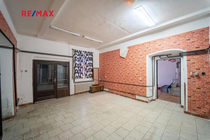 Prodej rodinného domu, Kutná Hora, Jungmannovo náměstí, 200 m2