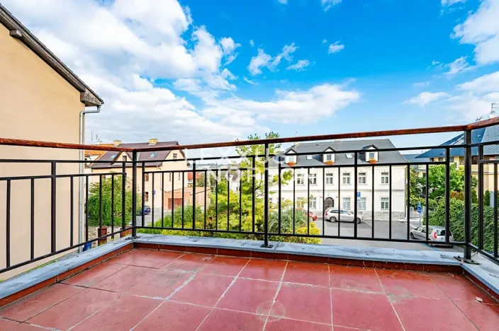 Pronájem vily, Praha - Břevnov, Oddělená, 316 m2