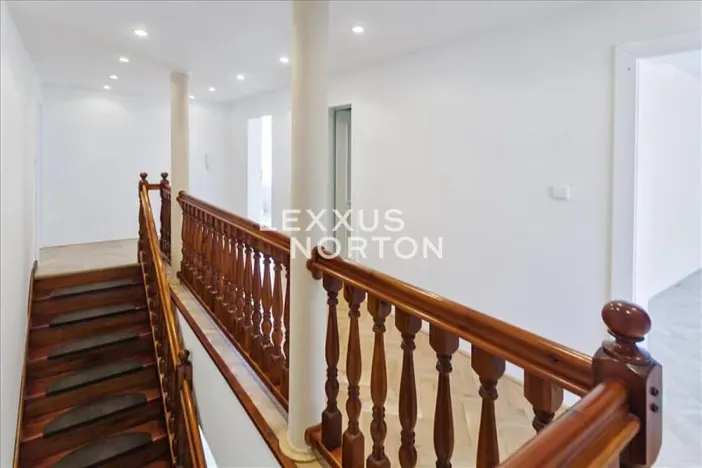 Pronájem vily, Praha - Břevnov, Slezanů, 280 m2