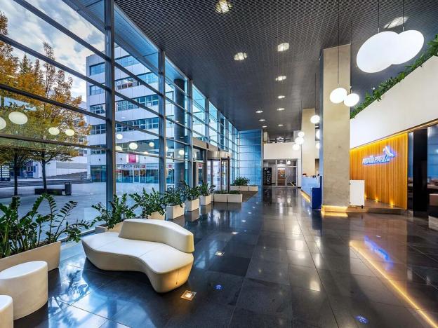 Pronájem kanceláře, Praha - Smíchov, Radlická, 430 m2