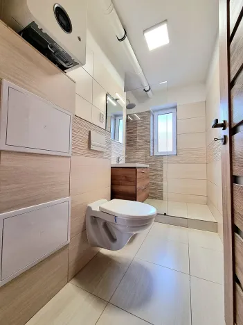 Prodej bytu 3+1, Hrobčice, 63 m2