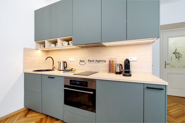 Prodej bytu 2+kk, Praha - Vršovice, Černomořská, 43 m2