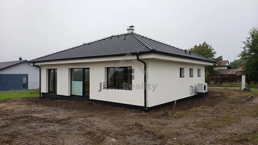 Prodej rodinného domu, Nové Hrady, Vilová čtvrť, 123 m2