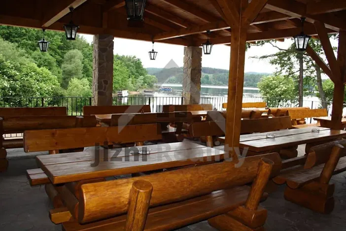 Prodej restaurace, Kovářov, 400 m2