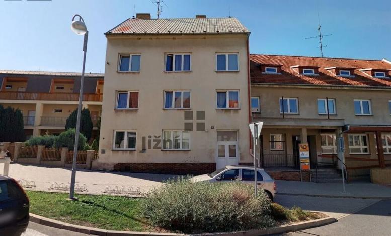 Prodej bytu 3+1, Mladá Vožice, Husovo náměstí, 80 m2