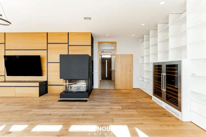 Prodej bytu 6+kk a větší, Praha - Břevnov, Kukulova, 252 m2