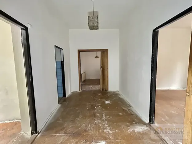 Prodej bytu 3+1, Broumov, Přadlácká, 104 m2