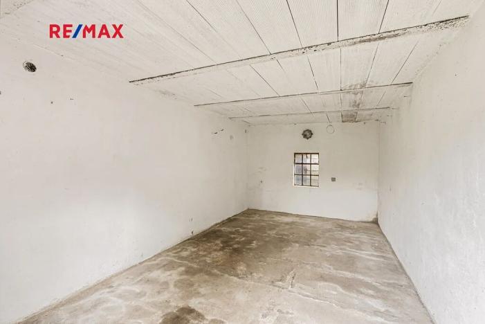 Prodej rodinného domu, Zlosyň, 307 m2