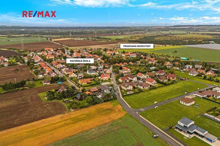 Prodej rodinného domu, Zlosyň, 307 m2