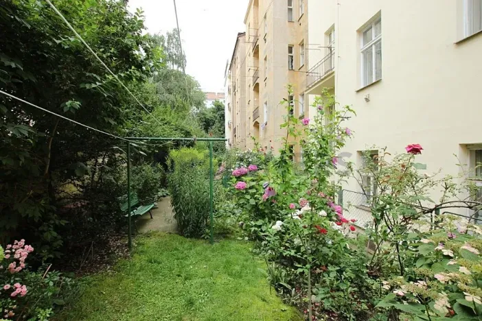 Pronájem bytu 1+1, Praha - Vinohrady, Mánesova, 38 m2