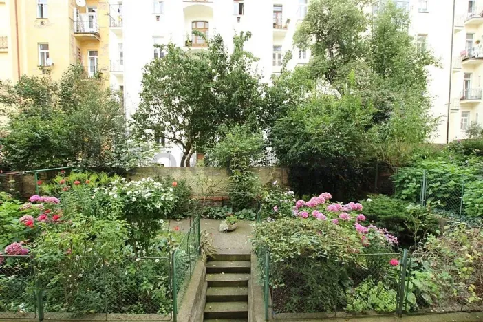 Pronájem bytu 1+1, Praha - Vinohrady, Mánesova, 38 m2