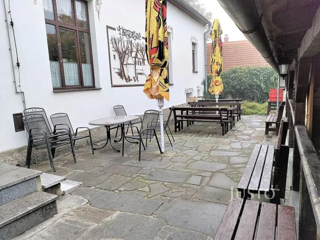 Prodej restaurace, Písek, Hradiště, 497 m2