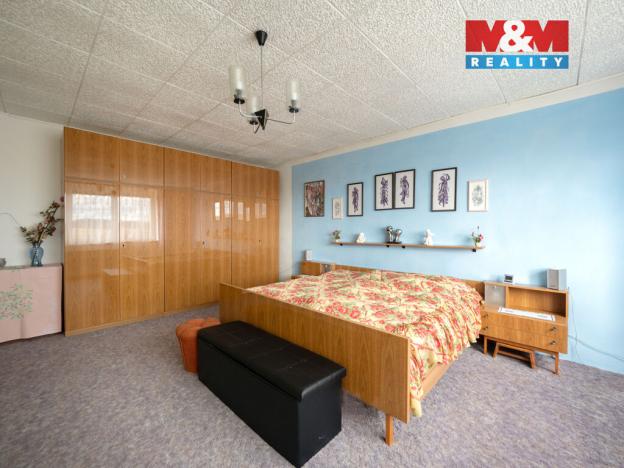 Prodej rodinného domu, Králův Dvůr, Na Stráni, 277 m2