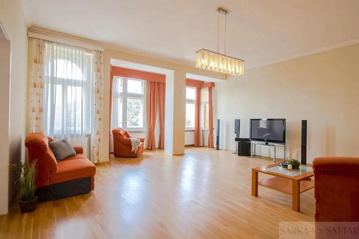 Prodej bytu 3+1, Praha - Nové Město, Masarykovo nábřeží, 130 m2