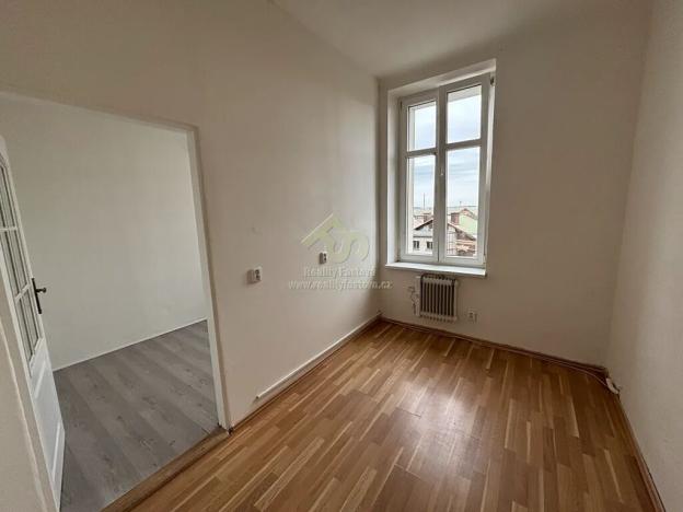 Prodej bytu 3+kk, Plzeň, Lobezská, 61 m2