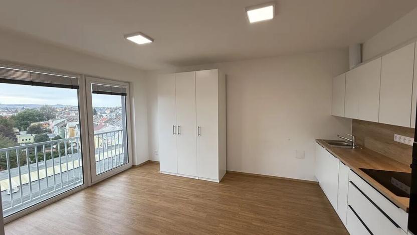 Pronájem bytu 1+kk, Přerov, Čechova, 39 m2