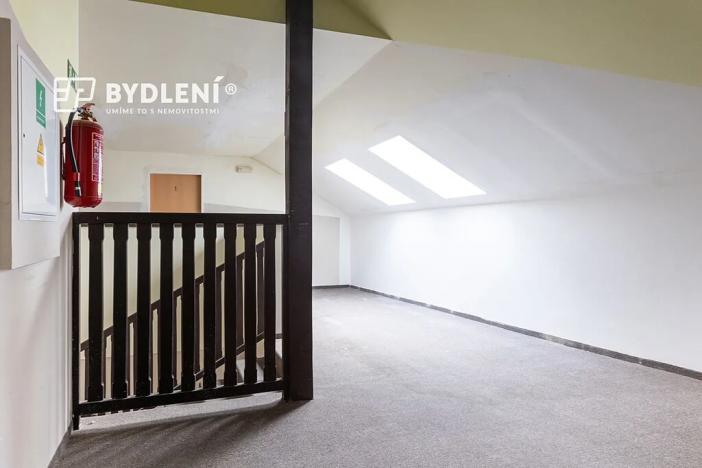 Prodej ubytování, Vysoká Pec, 1120 m2