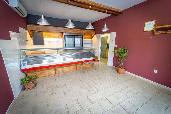 Prodej výrobních prostor, Jaroměř, 871 m2