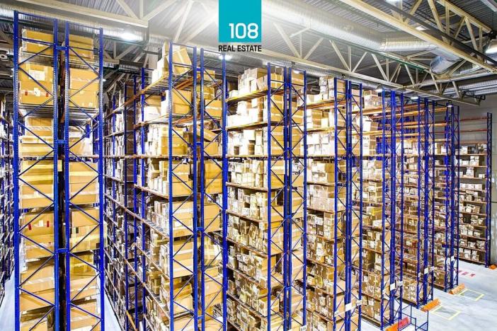 Prodej výrobních prostor, Hradec Králové, 10200 m2