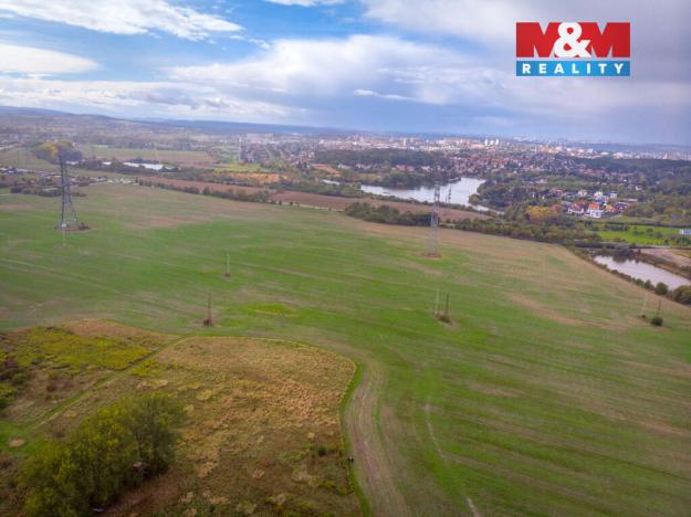 Prodej pole, Praha - Šeberov, 2421 m2