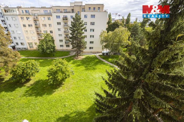 Prodej bytu 2+1, Praha - Vysočany, Pod strojírnami, 77 m2