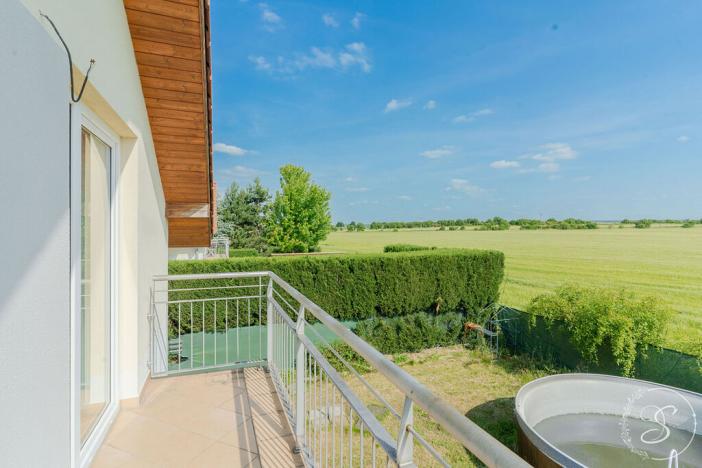 Prodej rodinného domu, Praha - Újezd nad Lesy, Lutínská, 220 m2