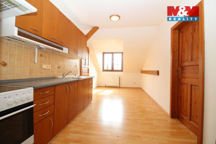 Prodej bytu 2+1, Nový Bor - Arnultovice, Gen. Svobody, 92 m2