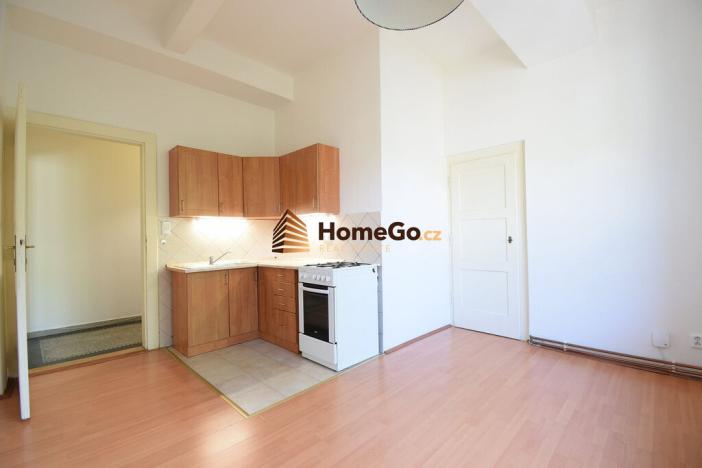 Pronájem bytu 3+kk, Praha - Nusle, Žateckých, 75 m2