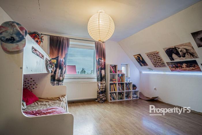 Prodej rodinného domu, Hrádek, 200 m2