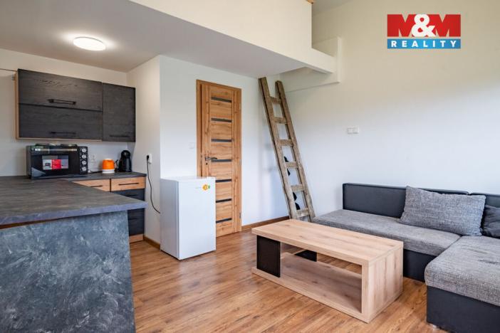 Prodej pozemku pro bydlení, Křenovice, 755 m2