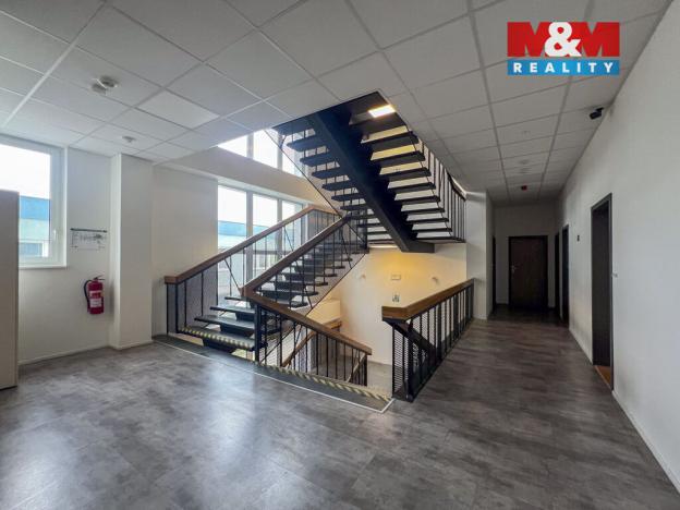 Pronájem bytu 2+kk, Praha - Hlubočepy, Geologická, 34 m2