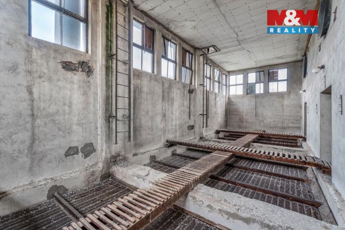 Prodej zemědělského objektu, Křešice - Sedlec, 2000 m2