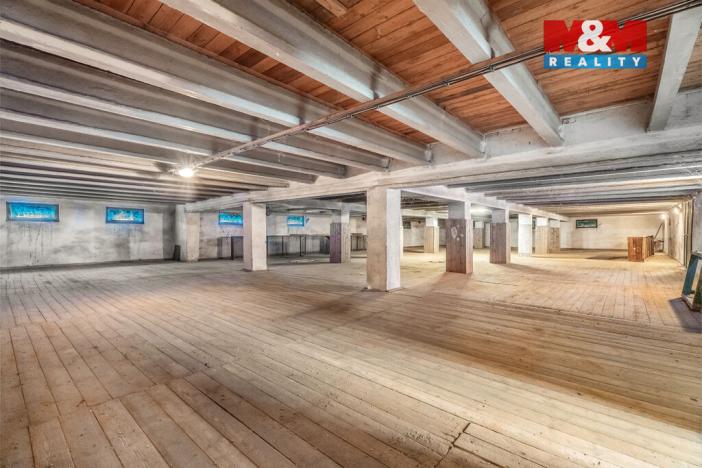 Prodej zemědělského objektu, Křešice - Sedlec, 2000 m2