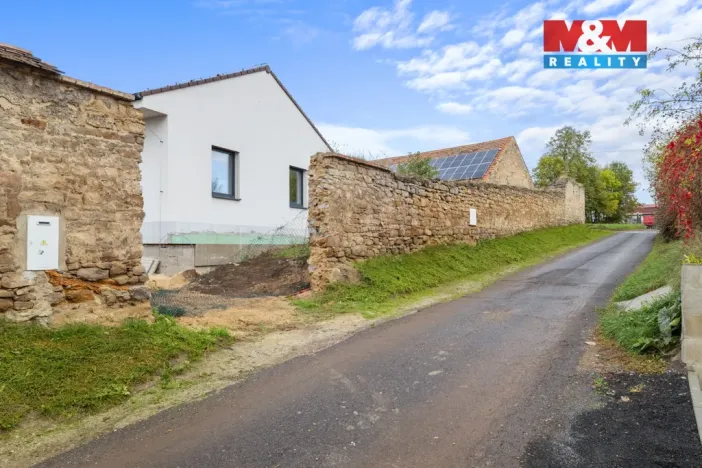 Prodej rodinného domu, Černuc, 87 m2