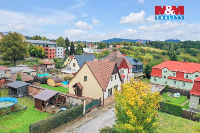 Prodej ubytování, Žacléř, Sadová, 151 m2