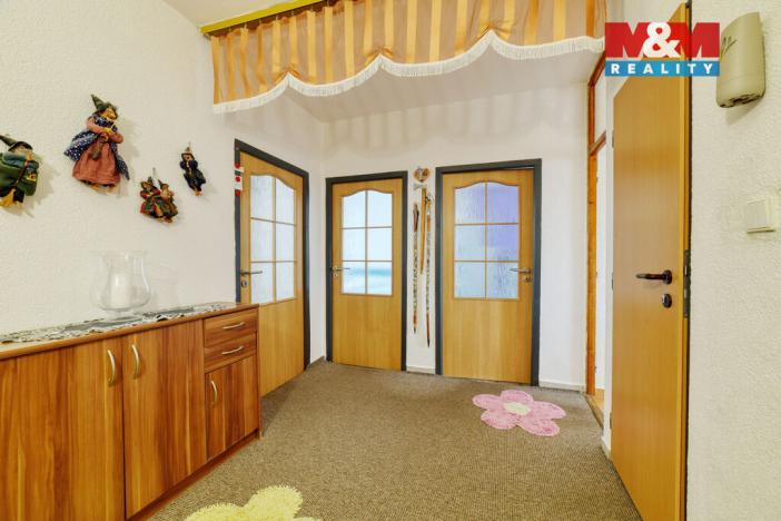 Prodej bytu 3+1, Bor, Nádražní, 67 m2