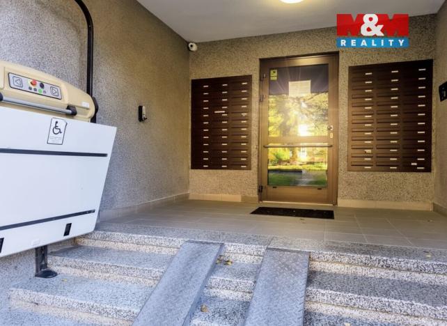 Pronájem bytu 1+kk, Karviná - Hranice, Čsl. armády, 32 m2