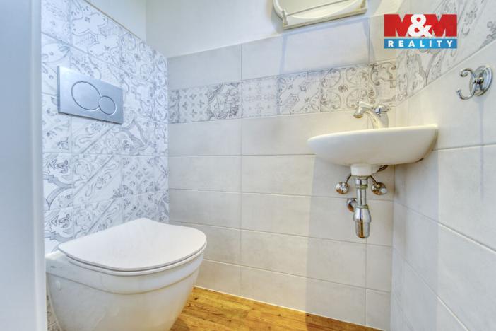 Prodej rodinného domu, Karlovy Vary - Stará Role, Nerudova, 151 m2