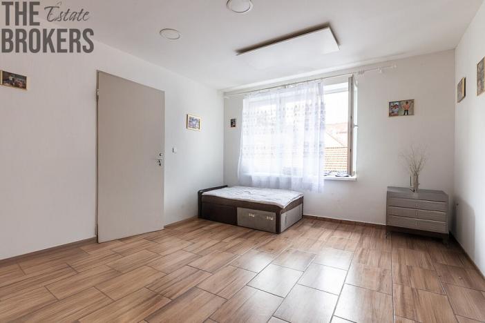 Prodej činžovního domu, Ústí nad Labem - Krásné Březno, Družstevní, 240 m2