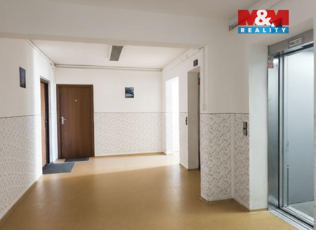 Prodej bytu 1+kk, Karviná - Hranice, Čsl. armády, 32 m2